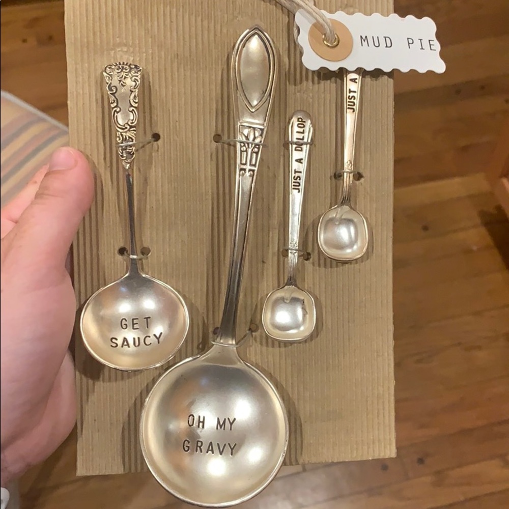 Serving spoon set
